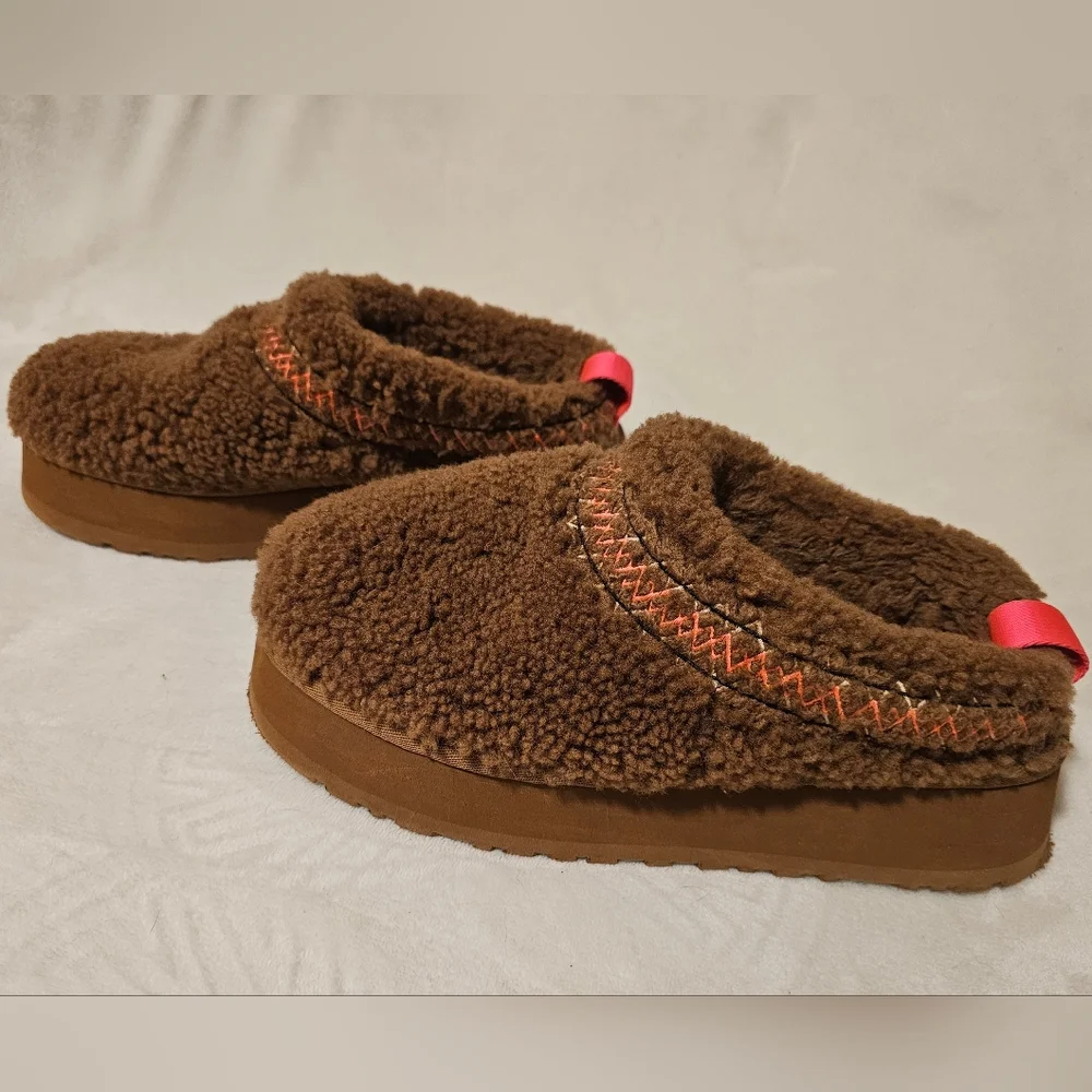 UGG Tazz Braid Platform In Hardwood Hot Pink - Picture 6 of 9